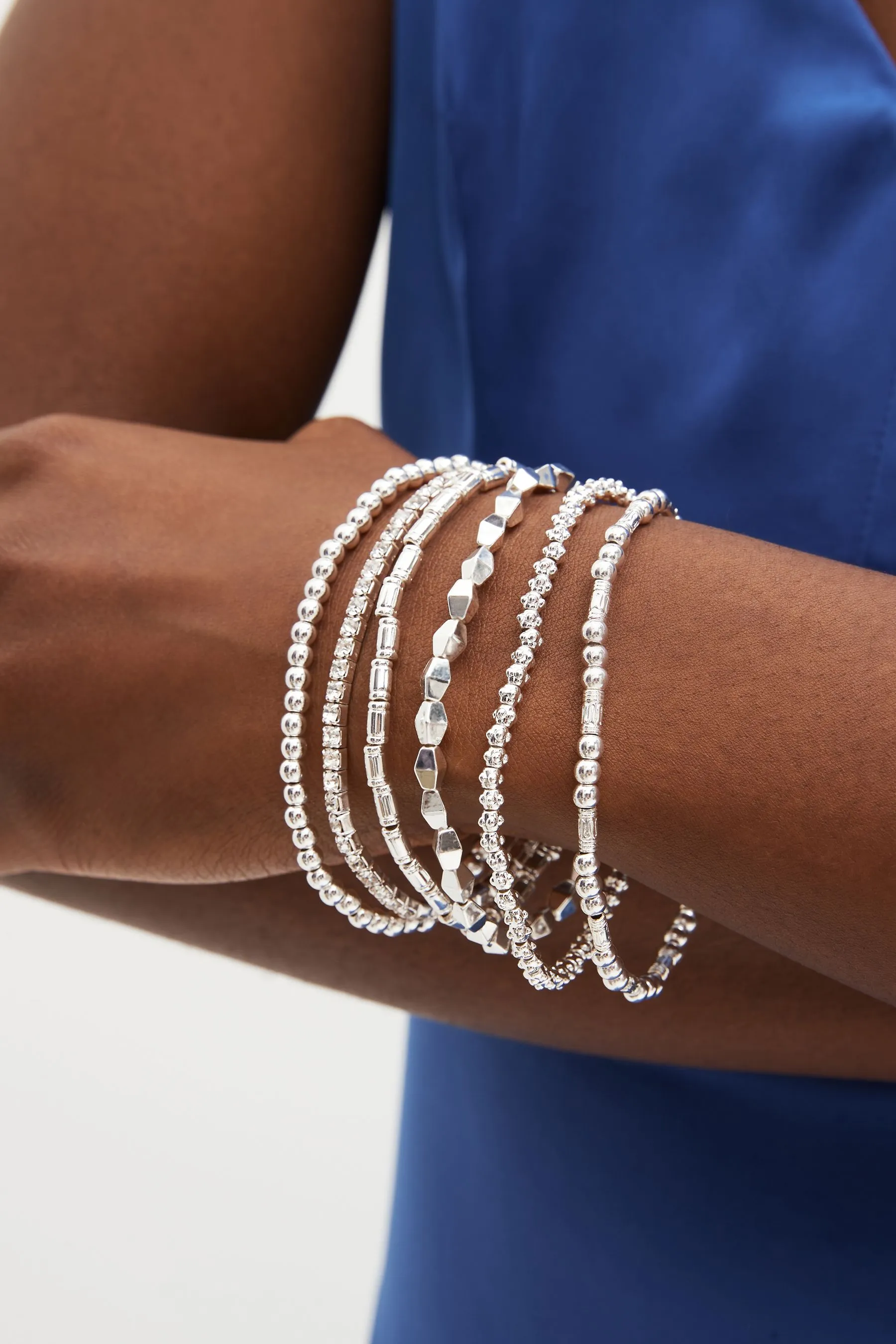 Confezione con bracciale elasticizzato luccicante