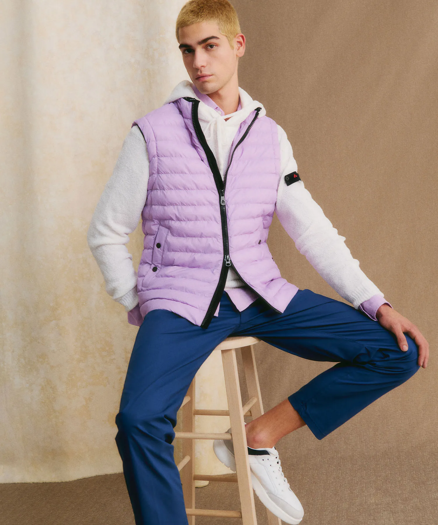 Gilet imbottito superleggero e semilucido