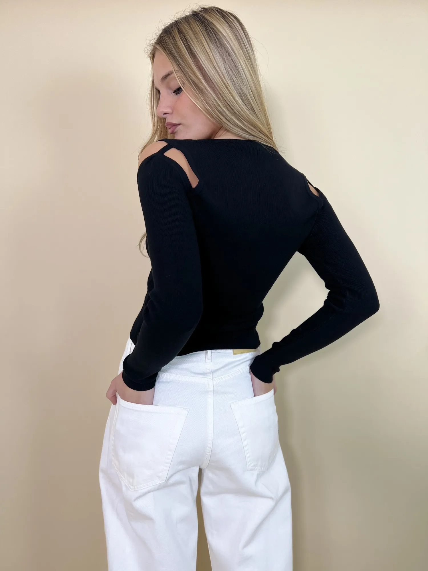 Maglia cut out spalle – Vicolo
