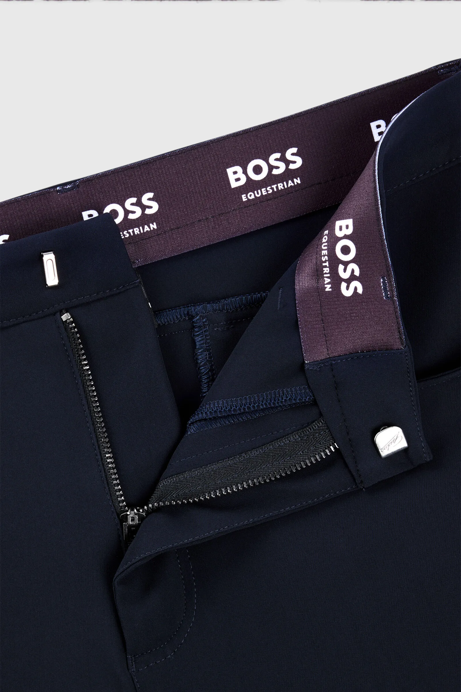 Pantaloni estivi BOSS James con grip al ginocchio