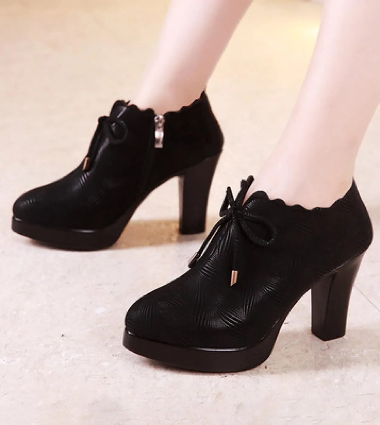 Plus Size 33 43 Block Heel Deep Mouth Platform Pumps Scarpe da donna 2022 Scarpe con tacco alto nere Scarpe da donna in pelle da