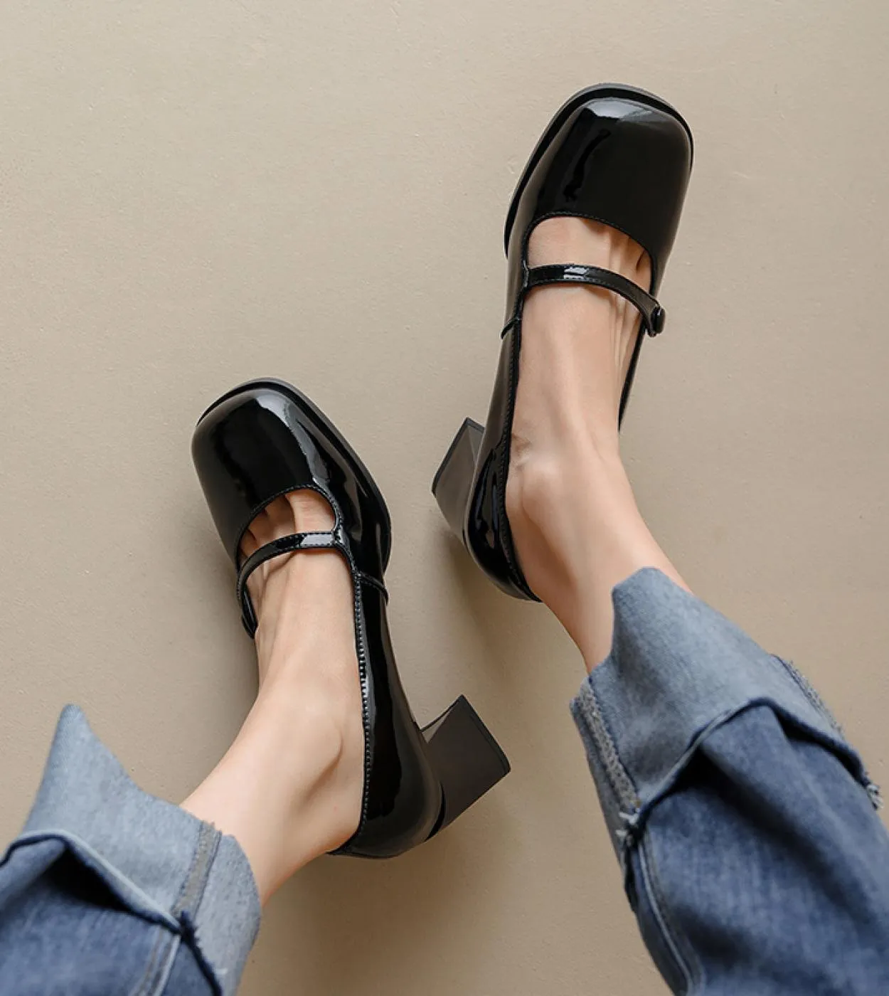 Scarpe col tacco alto da donna 2022 primavera nuove scarpe francesi in pelle con tacco spesso retrò Mary Jane