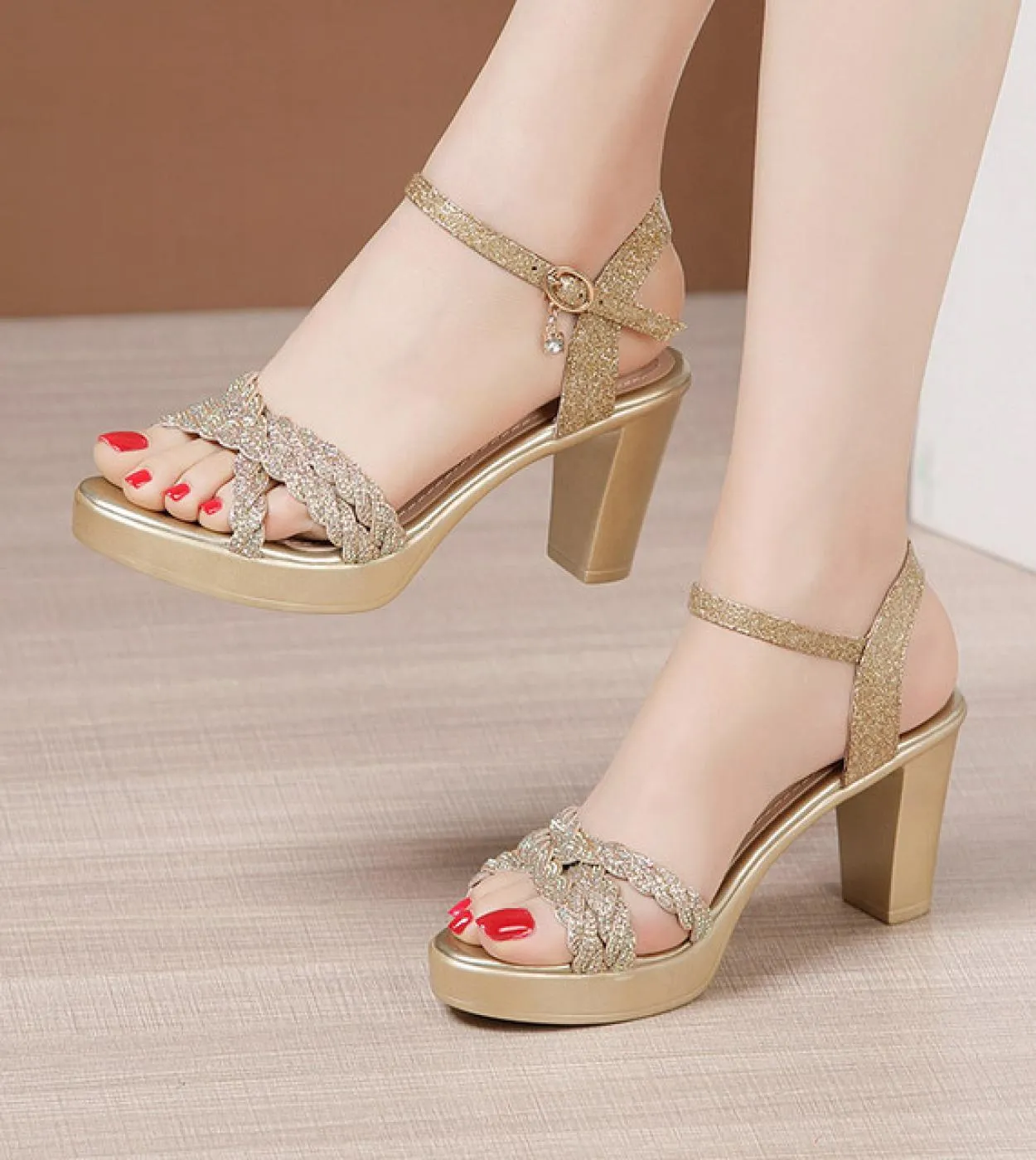 Scarpe da donna Sandali con tacco alto Sandali con tacco alto Scarpe estive Moda Strass Weave Wedge Zeppe Scarpe da festa Taglia