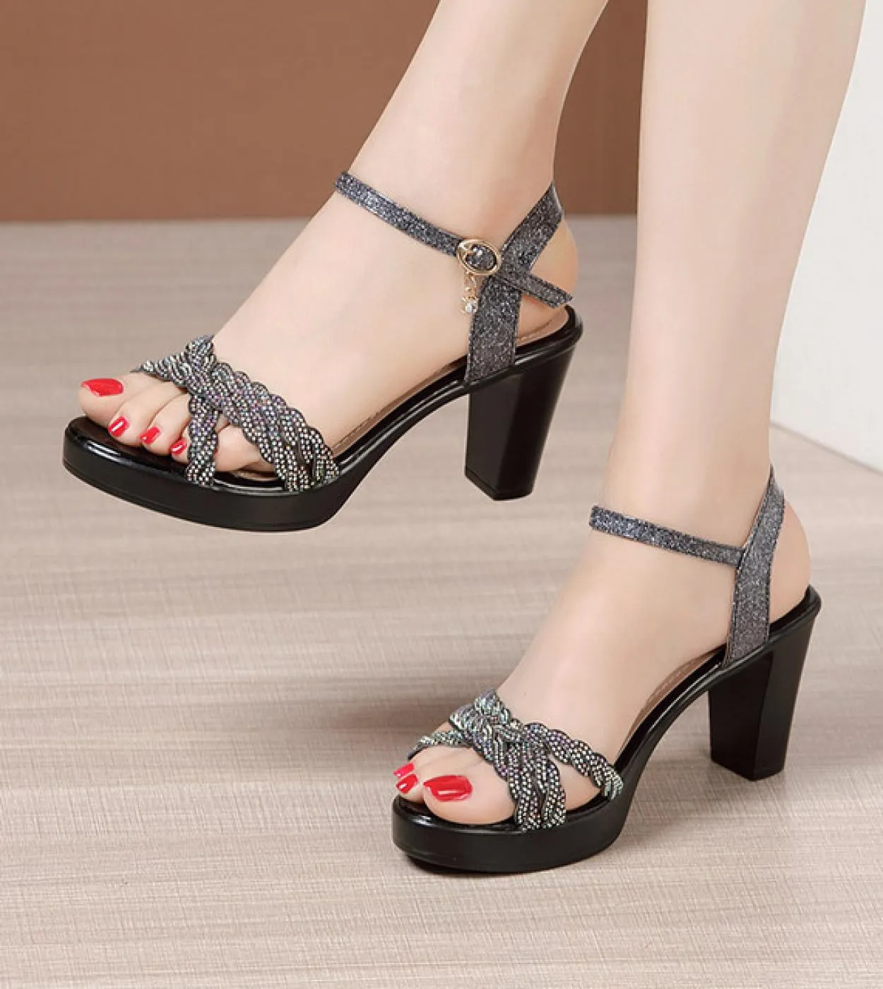Scarpe da donna Sandali con tacco alto Sandali con tacco alto Scarpe estive Moda Strass Weave Wedge Zeppe Scarpe da festa Taglia