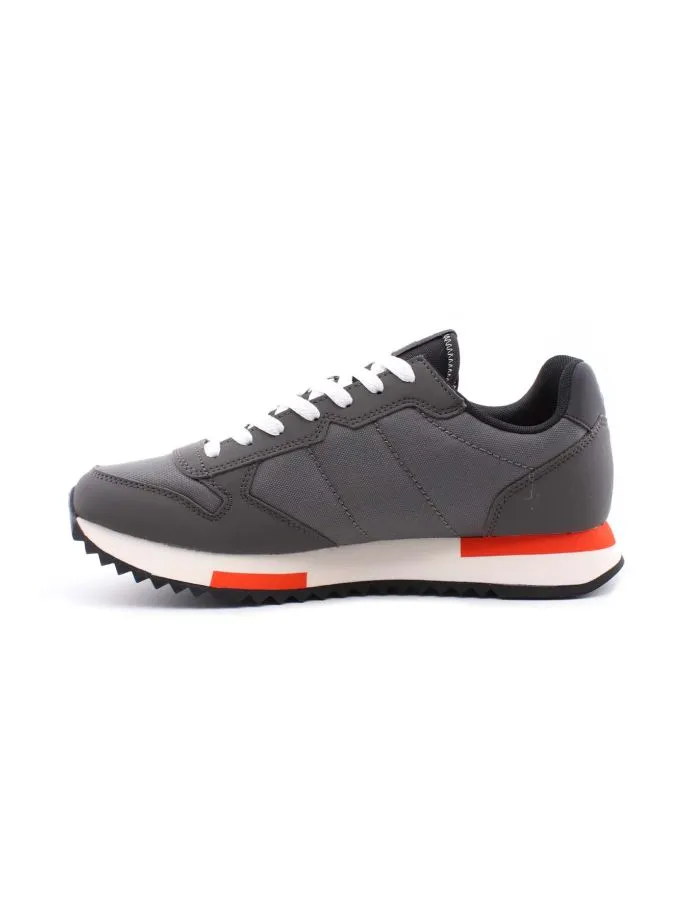 Scarpe sneaker Niki Solid
