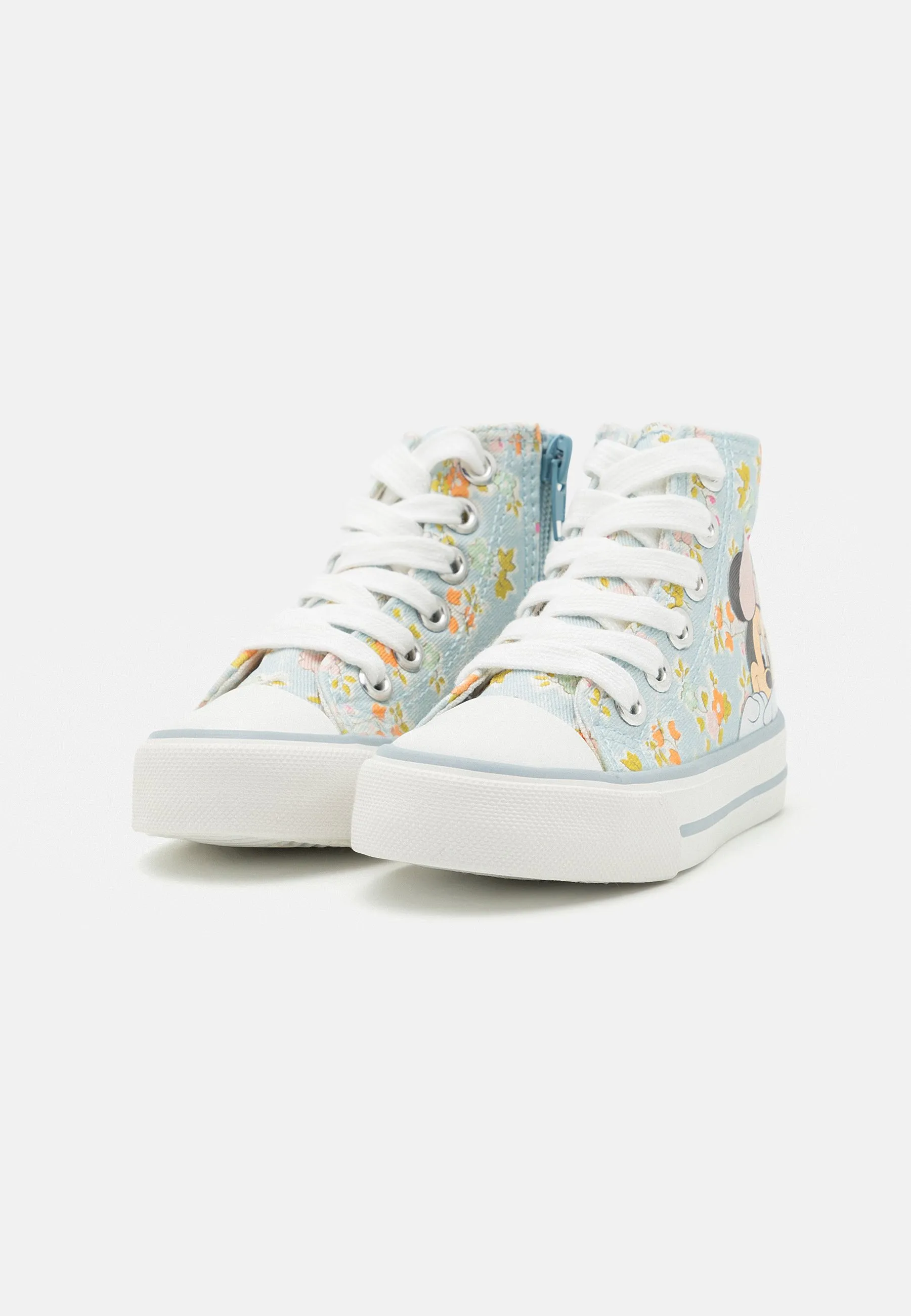 - Sneakers alte